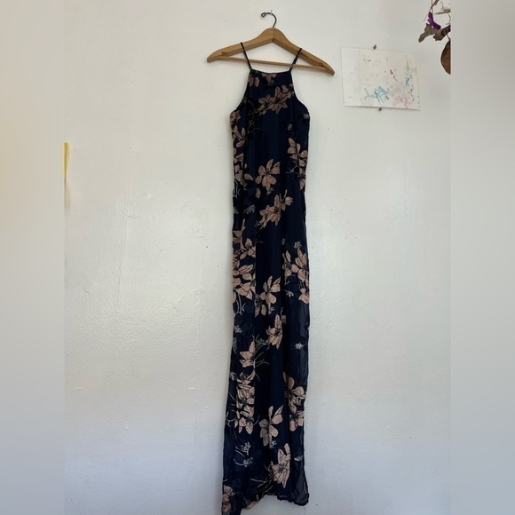 Lulu's | Navy & Rose Gold Velvet Floral
Maxi Dress - Picture 4 of 7